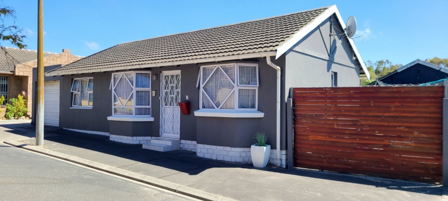2 Bedroom Property for Sale in Tuscany Glen Western Cape